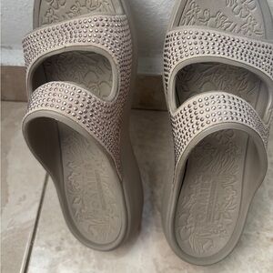 Foamtreads Women's Beige Crystal Double-Strap Slide Sandals